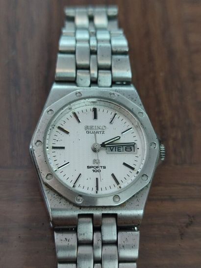 Watch set 
- Casiotron, black corfam bracelet
-...