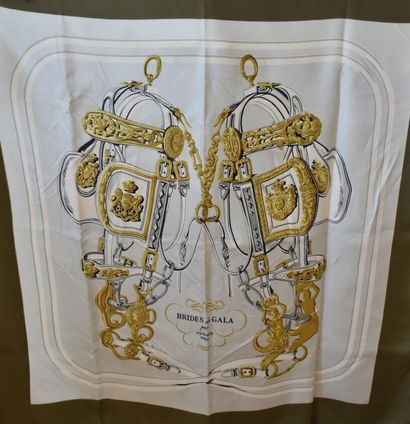 HERMES Paris
Brides de Gala