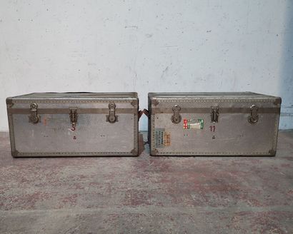 Madler Koffer
Set of two embossed aluminum...