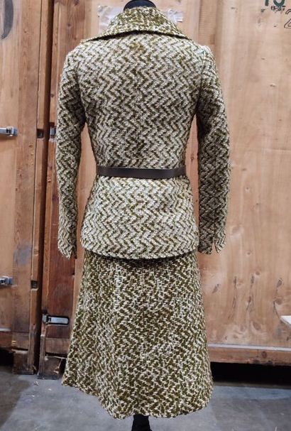 CARVEN
Outfit in beige, brown and green wool,...