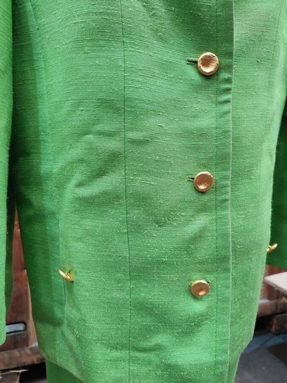 CARVEN
Outfit in green fabric with a single-breasted...