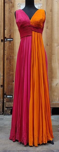 MADEMOISELLE CARVEN
Fuchsia and orange long...