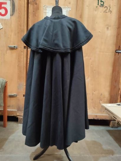 Set of coats including: 
- AQUASCUTUM check...