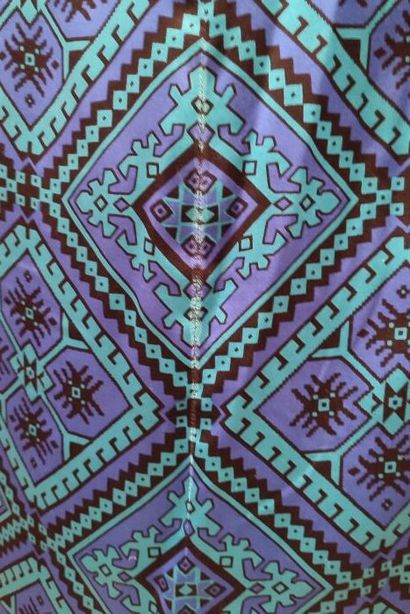 MILA SCHON DUE, Italy
Long-sleeved dress...