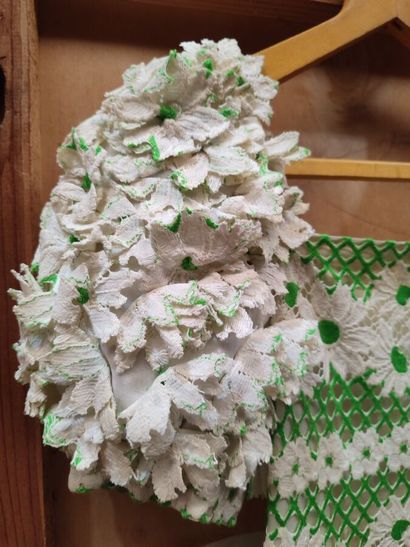MADEMOISELLLE CARVEN
Green and white floral...