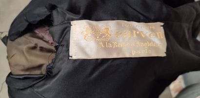 CARVEN FUR
Fur coat with leopard print and...