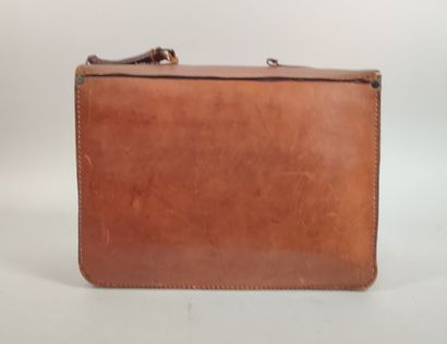 Leather bag with a small pocket on the front...