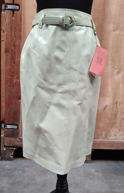 LOEWE
Pale green leather ensemble with single-breasted...