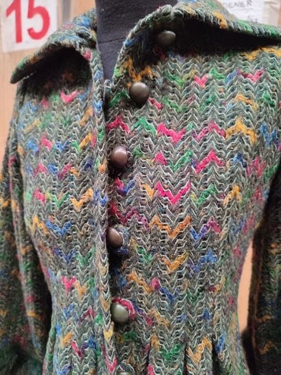 GIVENCHY
Mid-length coat in dark green wool

Size...
