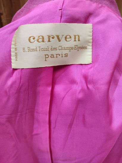 CARVEN
Outfit in pink and purple fabric with...