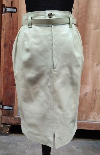 LOEWE
Pale green leather ensemble with single-breasted...