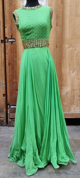 Mademoiselle CARVEN
Sleeveless long dress...