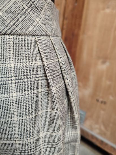CARVEN
Prince of Wales ensemble with single-breasted...