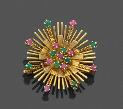 Brooch pendant in 75-thousandths yellow gold...