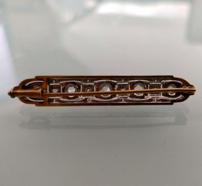 Broche barrette en platine 850 millièmes...