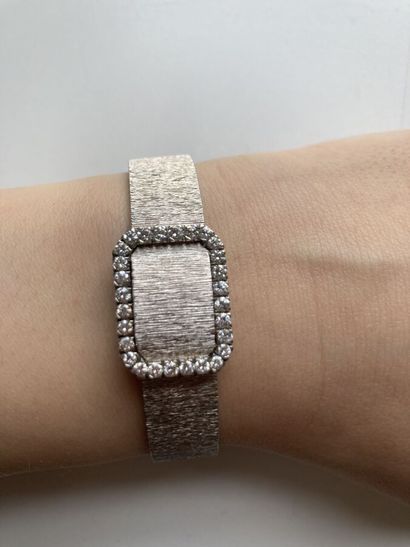 Ladies' wristwatch in 750 thousandths white...