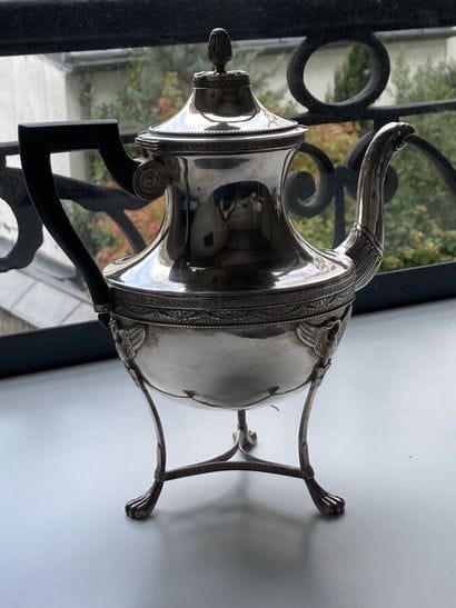 Baluster-shaped tripod teapot in silver 950...