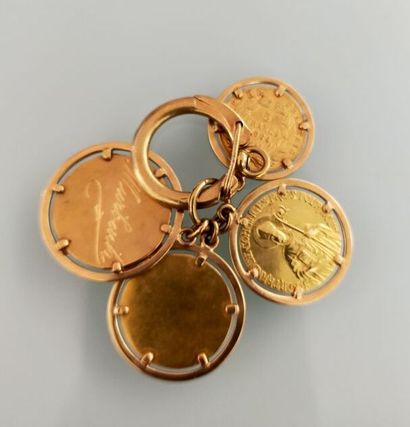 Part of a key ring in yellow gold 750 thousandths...