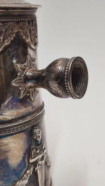 Flat-bottomed, truncated-conical silver 800-mil...
