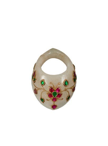 Celadon nephrite jade archer ring decorated...
