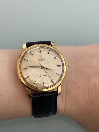 Men's wristwatch, round-shaped in 750 thousandths...