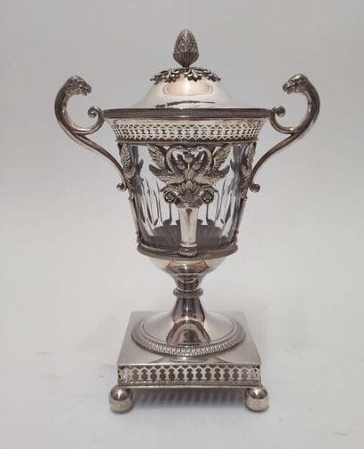Covered sugar bowl in openwork silver 950...