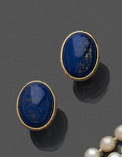 Pair of earrings in 750 thousandths yellow...