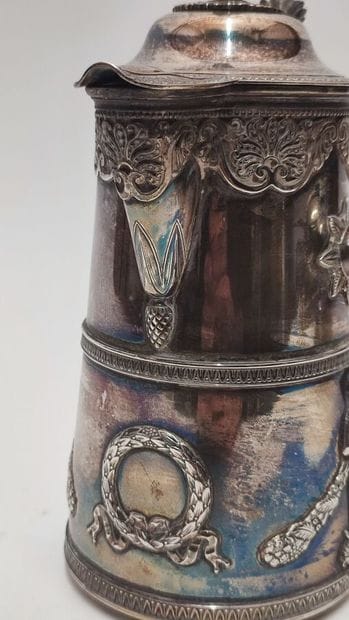 Flat-bottomed, truncated-conical silver 800-mil...