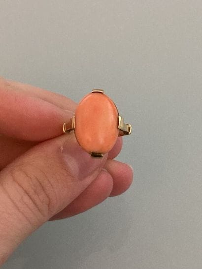 Bague et broche en or jaune 750 millièmes...