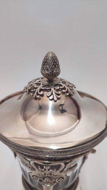 Covered sugar bowl in openwork silver 950...