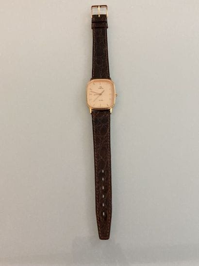 Men's wristwatch in metal, baton hour markers,...
