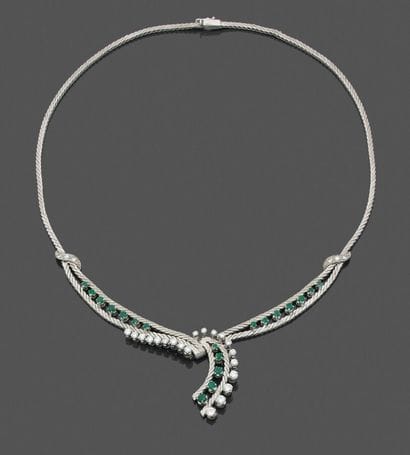 Articulated necklace in 750 thousandths white...