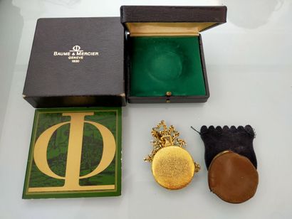 Soap pocket watch in fully engraved 750 thousandths...