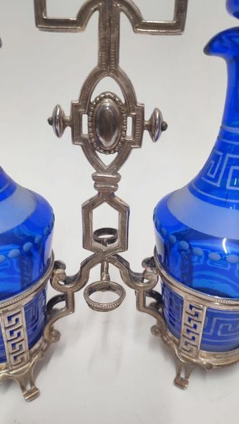 Oil cruet, set in 950 thousandths openwork...