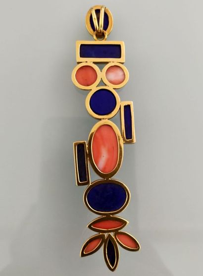 Pendant in yellow gold 750 thousandths decorated...