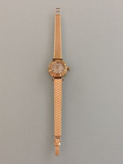 Ladies' wristwatch in yellow gold 750 thousandths,...