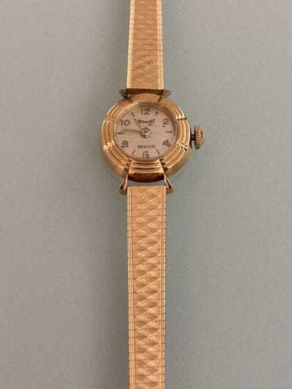Ladies' wristwatch in yellow gold 750 thousandths,...