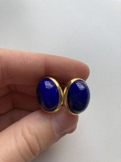 Pair of earrings in 750 thousandths yellow...