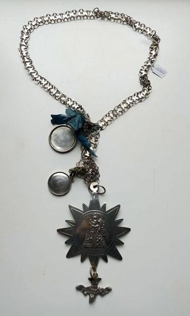 Confrérie necklace in silver 800 and 925...