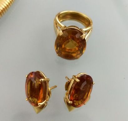 Pair of earrings in 750 thousandths yellow...