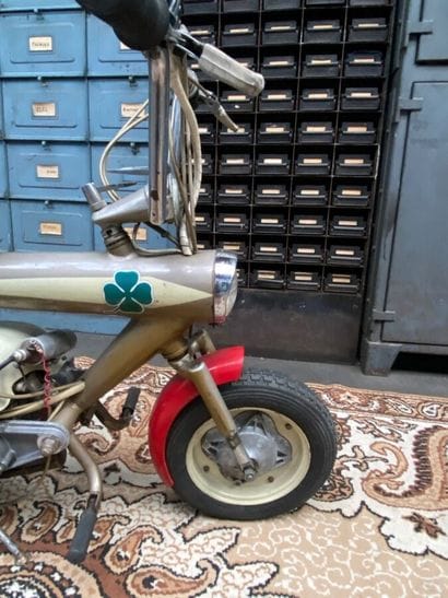 LAMBRETTA
Moto
Rosellla 
50 cc
2-stroke horizontal...
