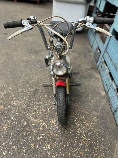 LAMBRETTA
Moto
Rosellla 
50 cc
2-stroke horizontal...