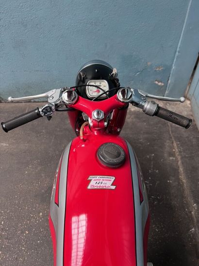 MOTO MORINI
Motorcycle 
125 cc
4-stroke vertical...