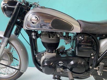 NORTON
Motorcycle
ES2 
500 cc
4-stroke vertical...