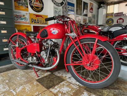 FUSI
Motorcycle
Racing
250 cc
M Sport
Vertical...