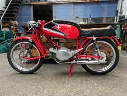 RUMI
Motorcycle
Junior
125 cc
2-stroke horizontal...