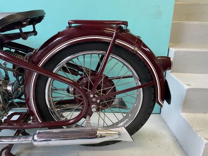 BMW
Motorcycles
R5
500 cc
4-stroke flat twin...