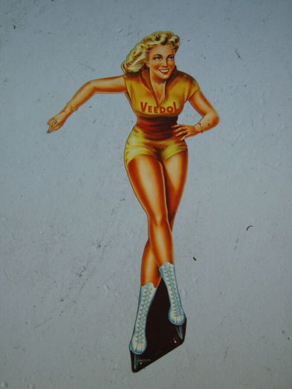 18 Pin Up plates 
Very beautiful and rare...