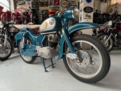 NSU
Motorcycle
Max 
250 cc
4-stroke vertical...