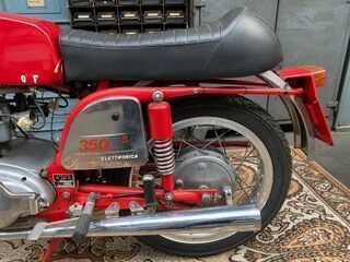 MV AGUSTA
Moto
Sport Elettronica
350 cc
4-stroke...